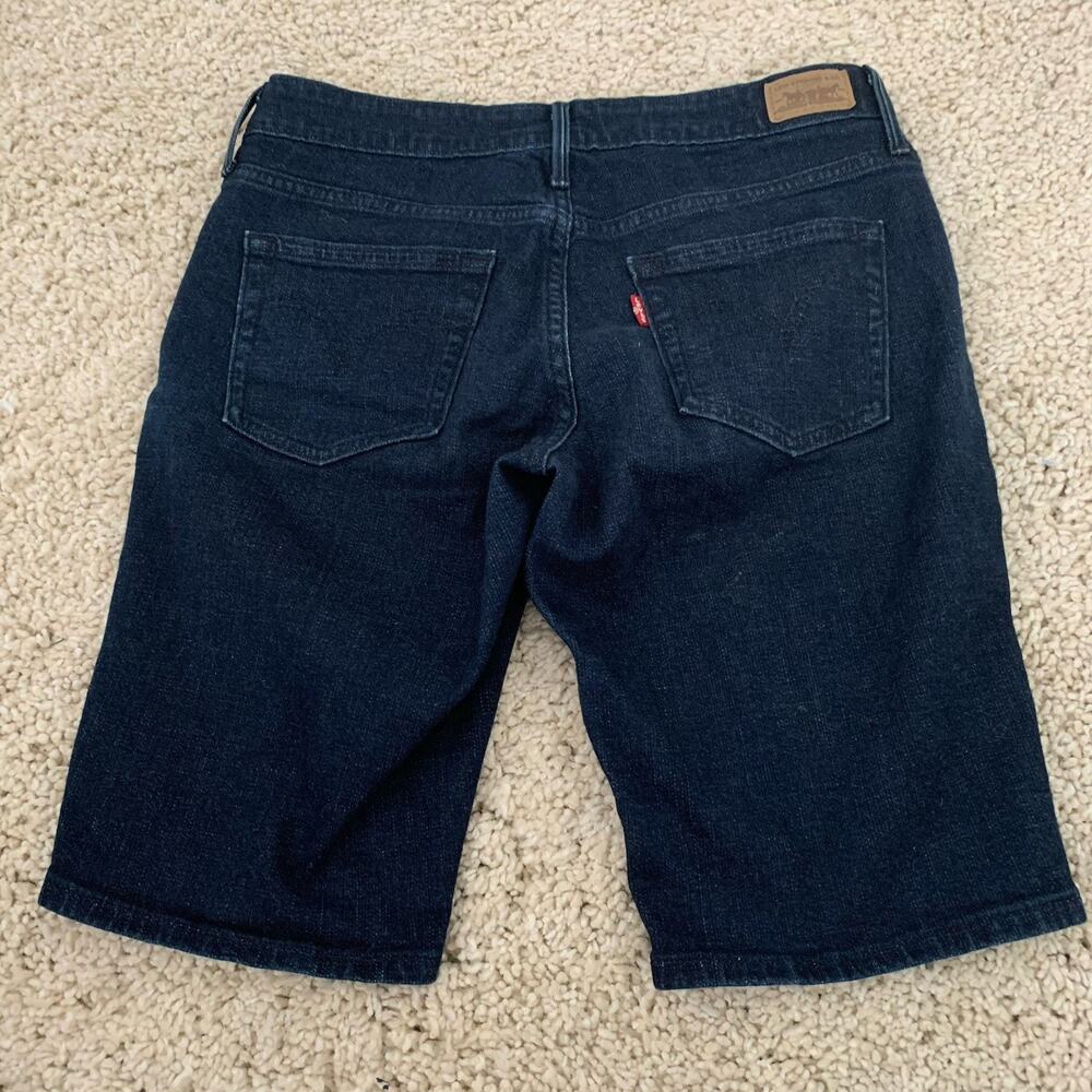 Levi’s Denim Shorts Womens 27 Dark Blue Classic Bermuda Mid Rise 29x11 Jorts